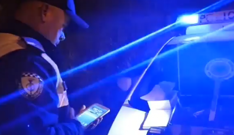 Radari kap mat shoferin me 155 km/h, mesazhi i policisë