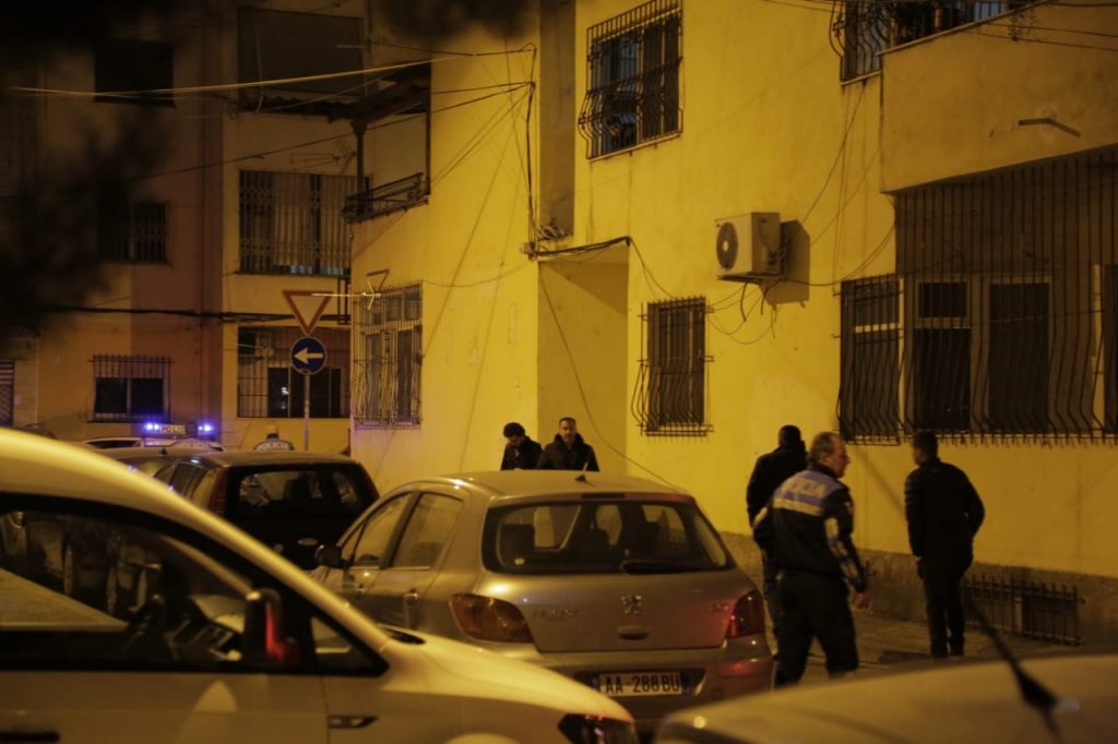 Shpërthim me tritol pranë Gjykatës, policia në vendngjarje