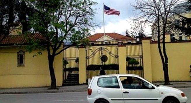 Protesta e 16 shkurtit, Ambasada Amerikane: Shmangni turmat e njerëzve
