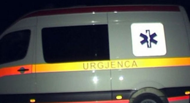 Gjendet i plagosur 28-vjeçari në kraharor, dyshimet e policisë