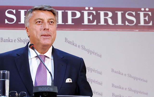 Fullani me detyrë të re, anëtar i Bordit Këshillues të Bankës në Mal të Zi