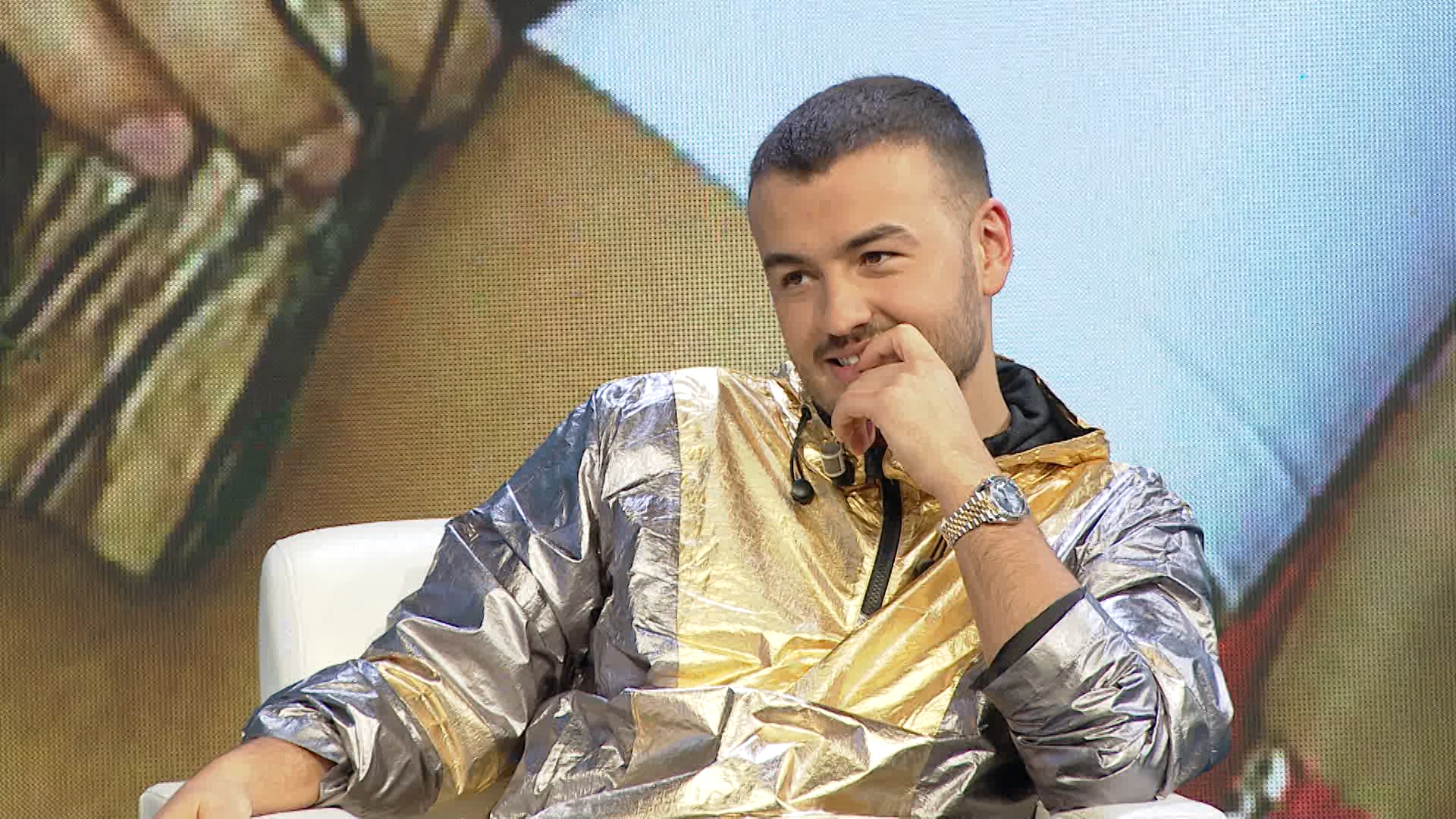 La shtatzënë fansen? Këngëtari shqiptar zbulon të vërtetën e historisë