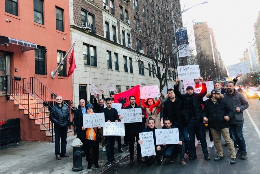 Nisin nga Nju Jorku, protestat ‘Rama ik’ të shqiptarëve nëpër botë