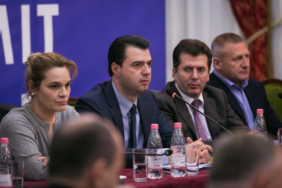 Deklaratë e përbashkët, opozita paralajmëron: Nesër sovrani do të ushtrojë të drejtën e tij