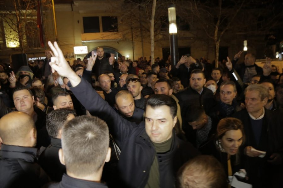 Basha: Rama i ka shpallur luftë shqiptarëve edhe ne do përgjigjemi