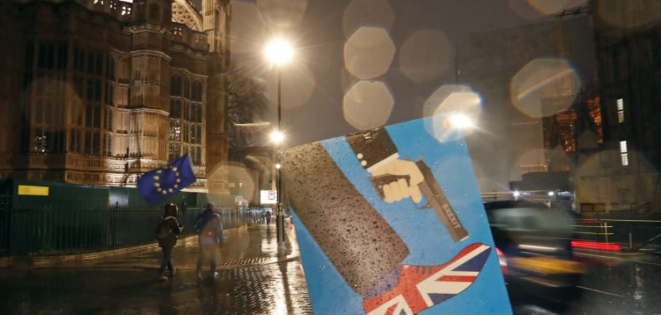 Frikë për trazira në Britani