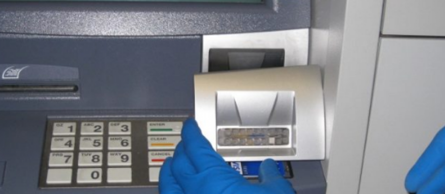 Grabitet bankomati në qendër të Shijakut