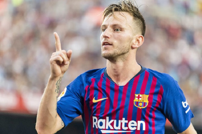Barcelona-Inter, takime sekrete për Rakitic, palët pranë marrëveshjes