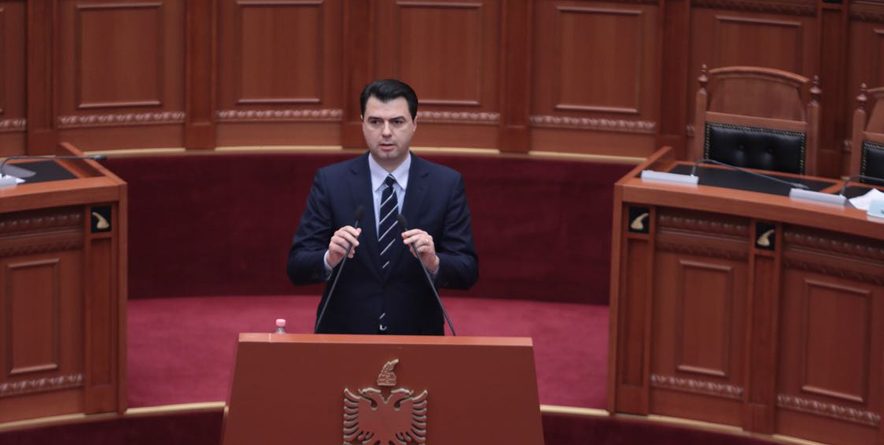 Basha replika me Lleshajn: Je fatkeq, të duhet kohë të mësohesh