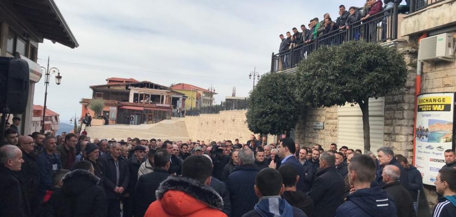 Basha në Fushë-Krujë: T’i japim fund qeverisë bandite më 16 shkurt!