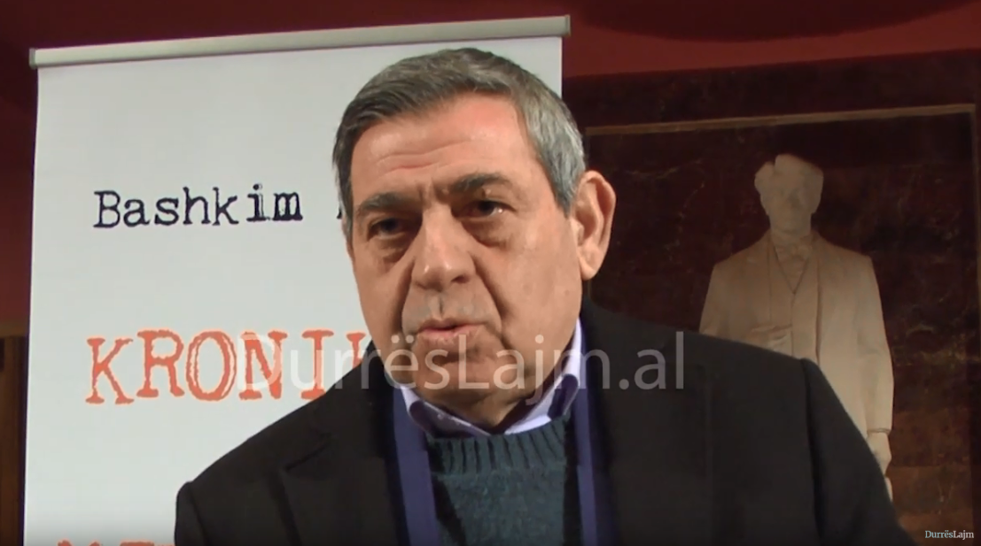 Durrës, shkrimtari dhe gazetari Bashkim Hoxha, promovon romanin &#8220;Kronikat e mjegullës&#8221; (VIDEO)