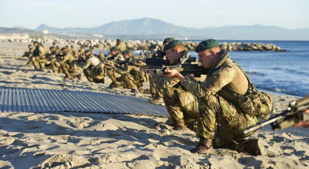 Britania kërcënon me luftë Rusinë e Kinën