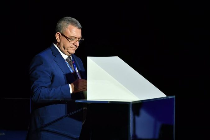 Armand Duka zgjidhet anëtar i Komitetit Ekzekutiv në UEFA