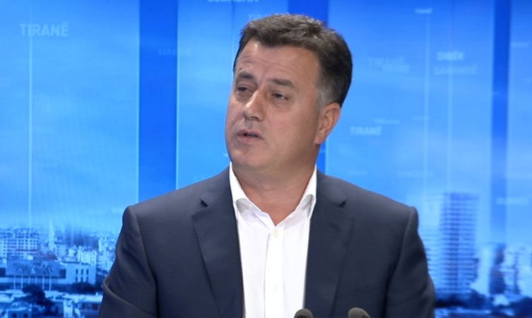 “Nuk jam i rënë nga qielli”, Noka: Lëre viktimizimin o mashtrues