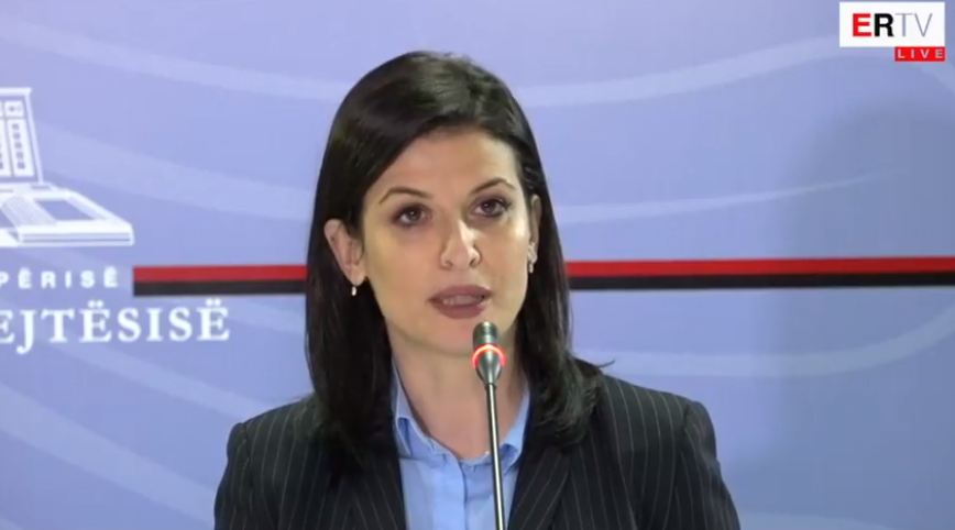 VIDEO/ Vazhdon furtuna në Hipotekën e Durrësit, ministrja Gjonaj: 16 masa të tjera