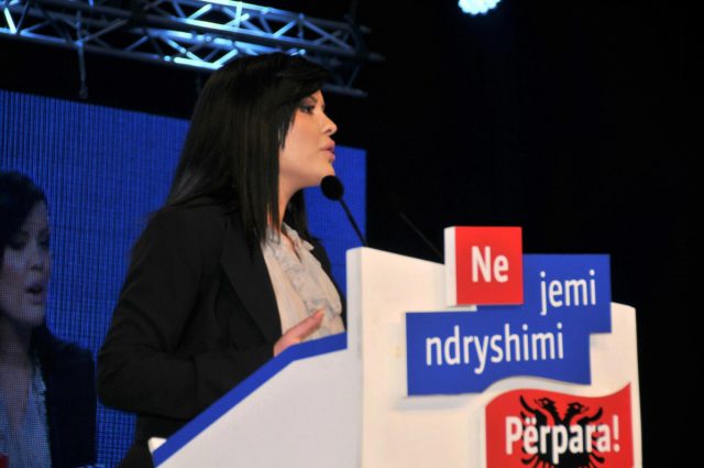 A do bëhet Greta Koçi sërish pjesë e strukturave të Partisë Demokratike?