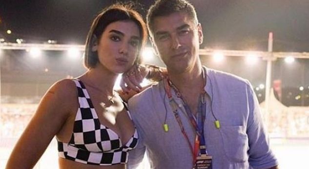 ‘Daily Mail’: Babai simpatik i Dua Lipës rrëmben gjithë vëmendjen! (FOTO)