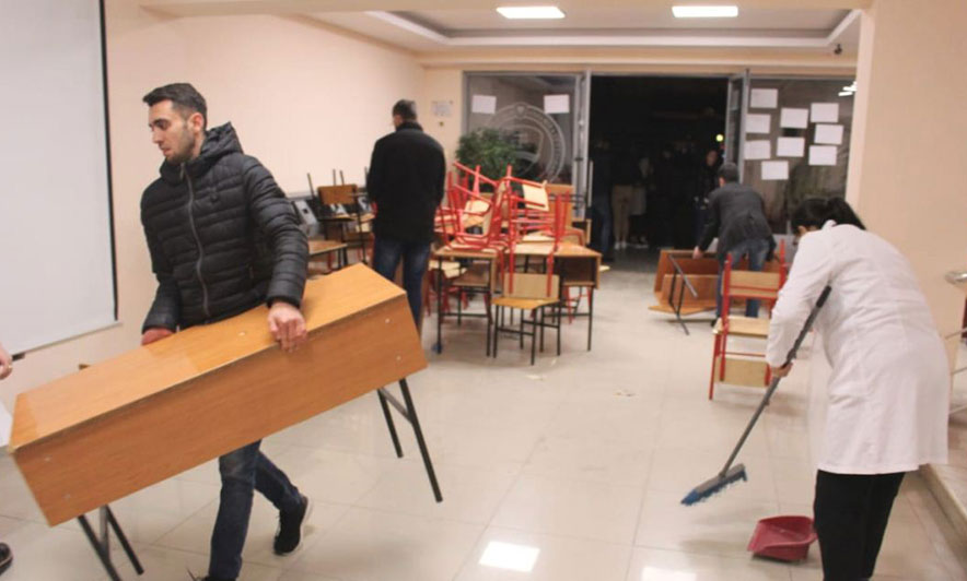 Përfundon greva te Juridiku