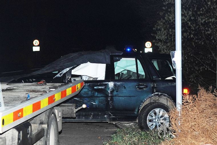 Aksidentohet makina, reperi vdes rrugës për në koncert