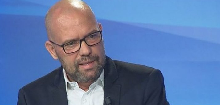 Abuzimet me 5 tenderë kur drejtonte Ministrinë e Drejtësisë, merret në pyetje Ylli Manjani