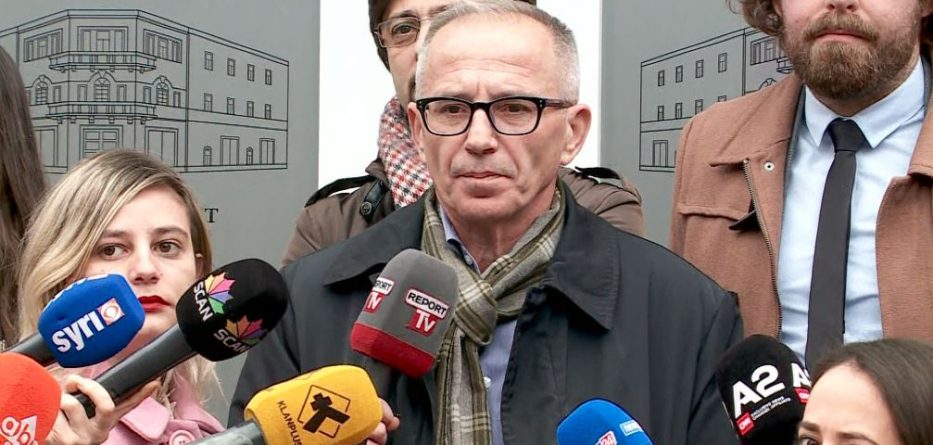 Pedagogët takojnë ministren, lënë afat deri në mesnatë: Qamë hallet por s’morëm përgjigje