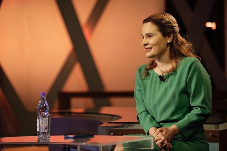 Kryemadhi në kafe me ambasadorët e BE-së një javë para protestës