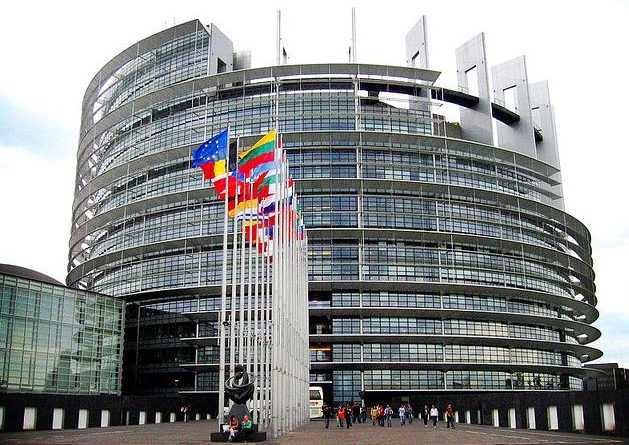 Djegia e mandateve, delegacioni i Parlamentit Europian vjen në Tiranë