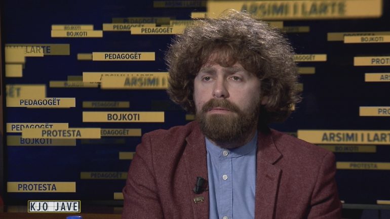 Pedagogu Prifti: Besa Shahini s’ka nivel intelektual për arsimin e lartë