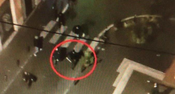 Përplasje me thika mes tifozëve të Lazios dhe Sevillas, dy në gjendje të rëndë