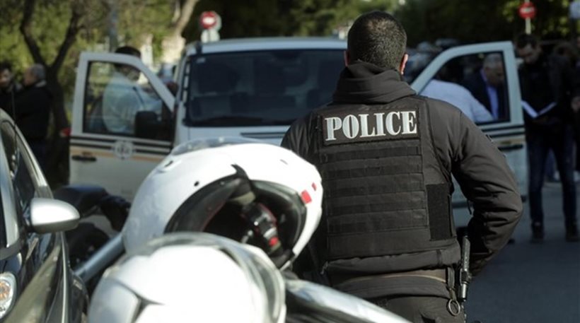 EMRAT/ Tre shqiptarë kapen me 113 kg drogë në Greqi