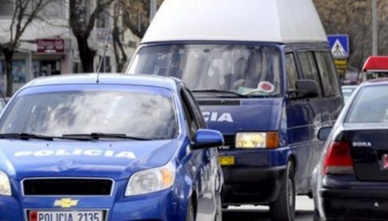 Kapen 2 kamionë me drogë, 4 të arrestuar