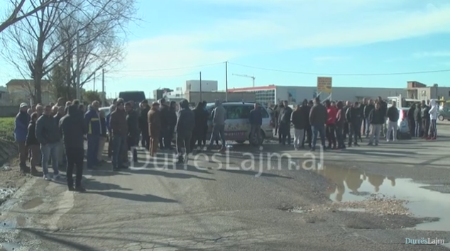 Banorët e Shijakut po protestojnë, por kush po i dëgjon!!!