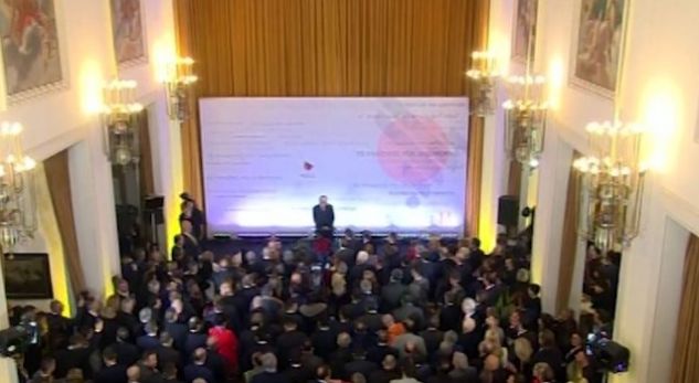 Nis Samiti i dytë i Diasporës, Majko: Shqipëria nuk bëhet dot pa ju