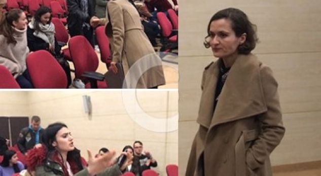 Ministrja e Arsimit refuzohet në Shkodër, studentët nuk e pranojnë pa median