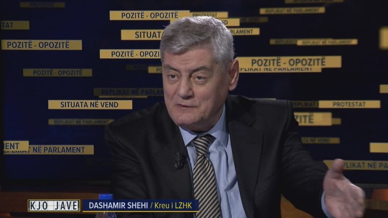 Shehi për Ramën: Sa herë është në hall merret me Berishën