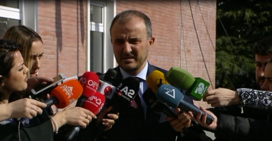 Ambasadorët në zyrën e Bashës me qëndrime të qarta, Soreca me porosi për protestën