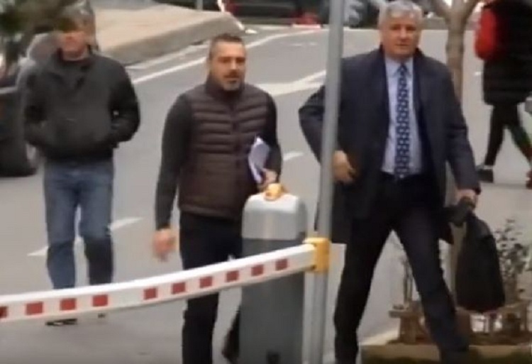 Tahiri në gjykatë: S’ka më sekrete, prokuroria e nxori dosjen në media me SMS