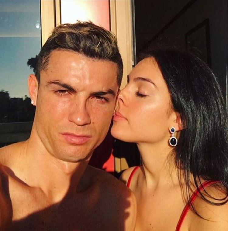 Tezja akuzon Xheorxhinën: Jeton me një milioner, na sill të paktën 1000 euro