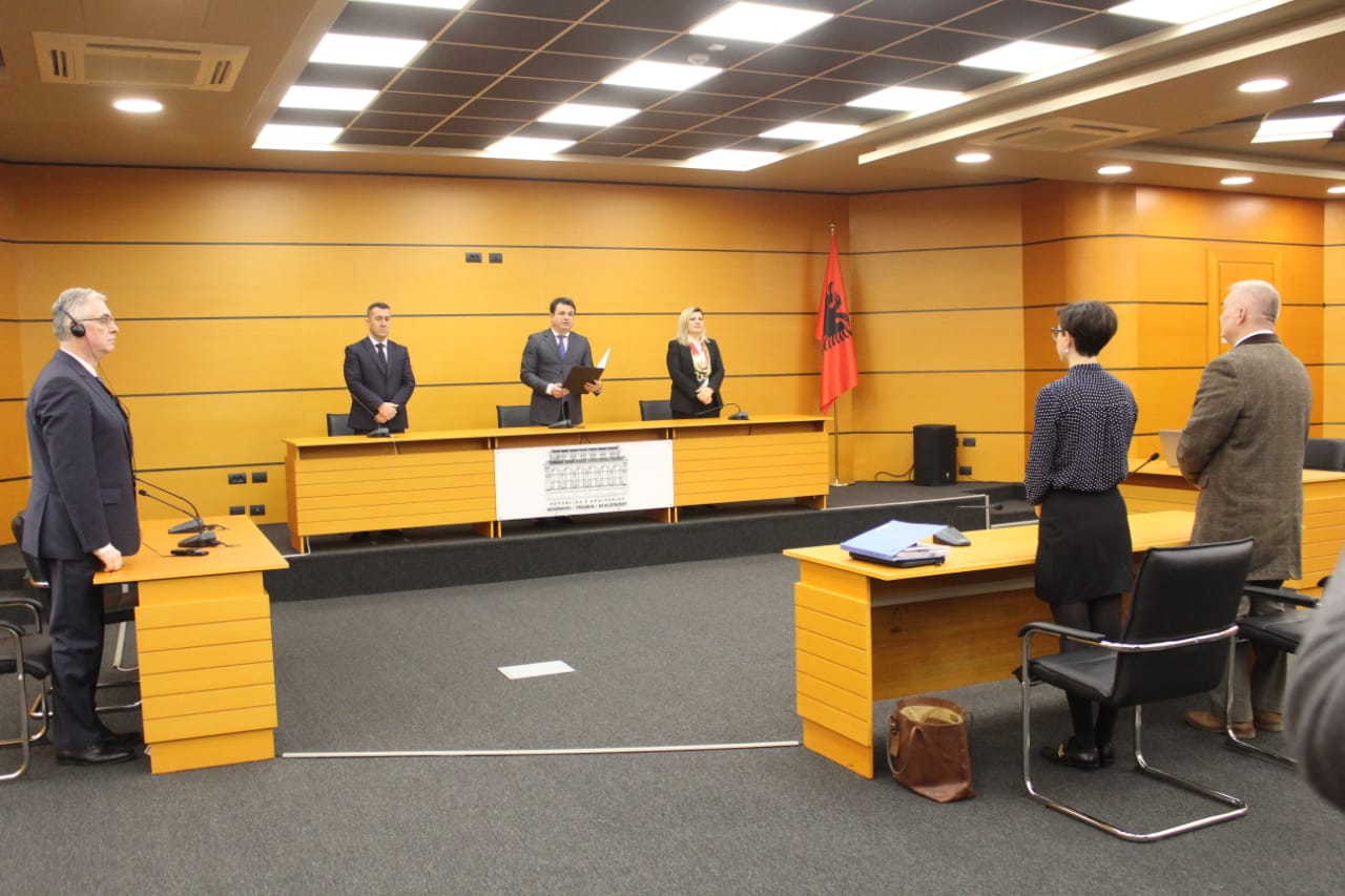 Shkarkohet kryetari i pezulluar i Gjykatës së Apelit të Durrësit