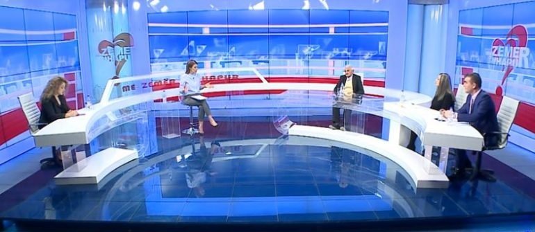 “Nusja s’më shërben, djali më rrahu”, i moshuari kërkon strehim në azil