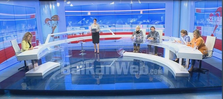 “Turp t’ju vijë”, motra e vëllezër përplasen në emision për pasurinë