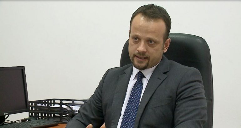 Vendimi/ Lirohet nga detyra zv.ministri