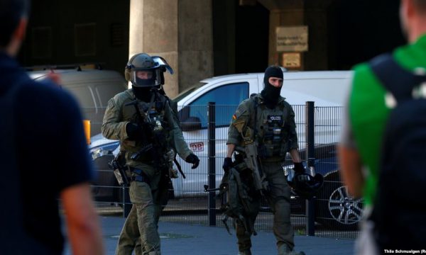 Arrestohen 10 persona, dyshohet se po planifikonin sulm terrorist