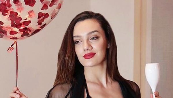 Në lidhje pas ndarjes nga Albi Nako? Flet Klaudia Pepa