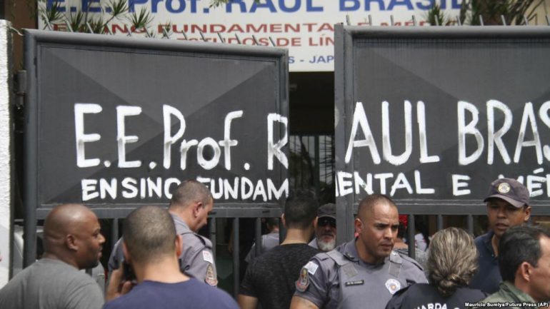 Të shtëna me armë në një shkollë në Brazil, 9 të vdekur