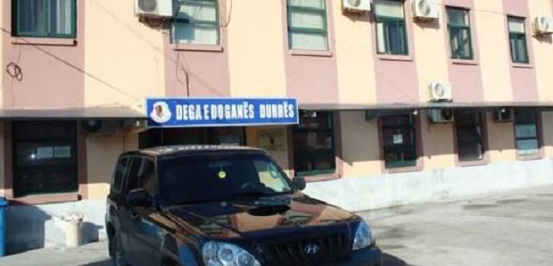 Dogana e Durrësit organizon dy ankande, ja çfarë nxjerr në shitje