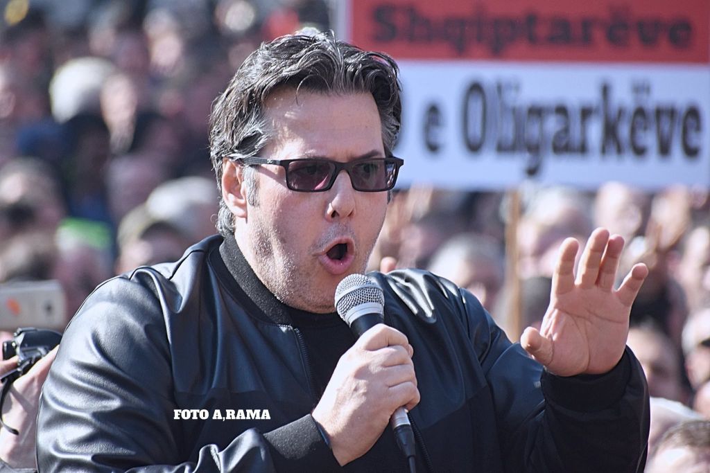 Paloka: Rama po zgjat agoninë e tij me arrogancë, i ka ditët e numëruara