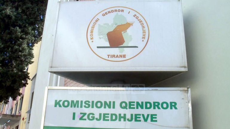 Nesër zihen mandatet e 5 opozitarëve, ja kush i zëvendëson