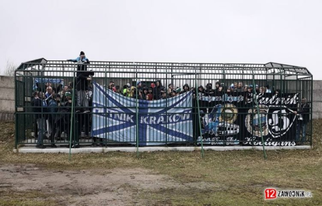 Kafaze hekuri për tifozët e dhunshëm