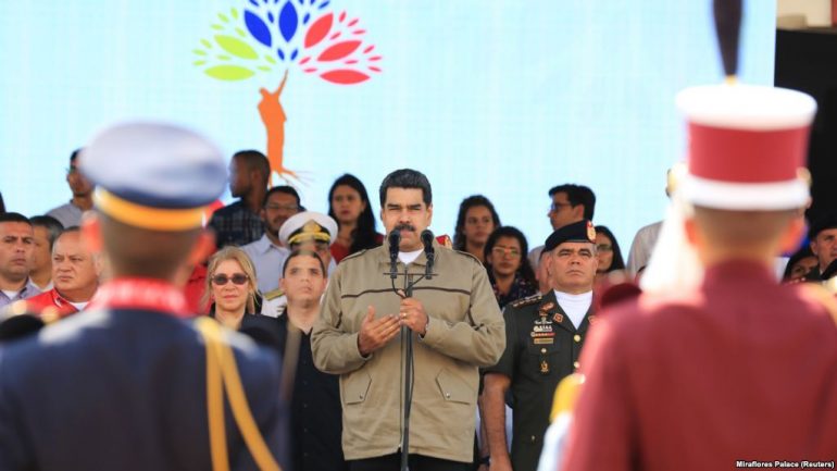 Maduro falënderon ushtrinë për besnikërinë ndaj tij